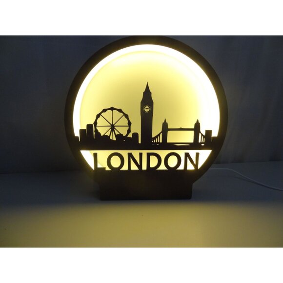 London Skyline LED Night Light Lamp With Big Ben Ferris Wheel & Tower Bridge Des - Picture 1 of 3